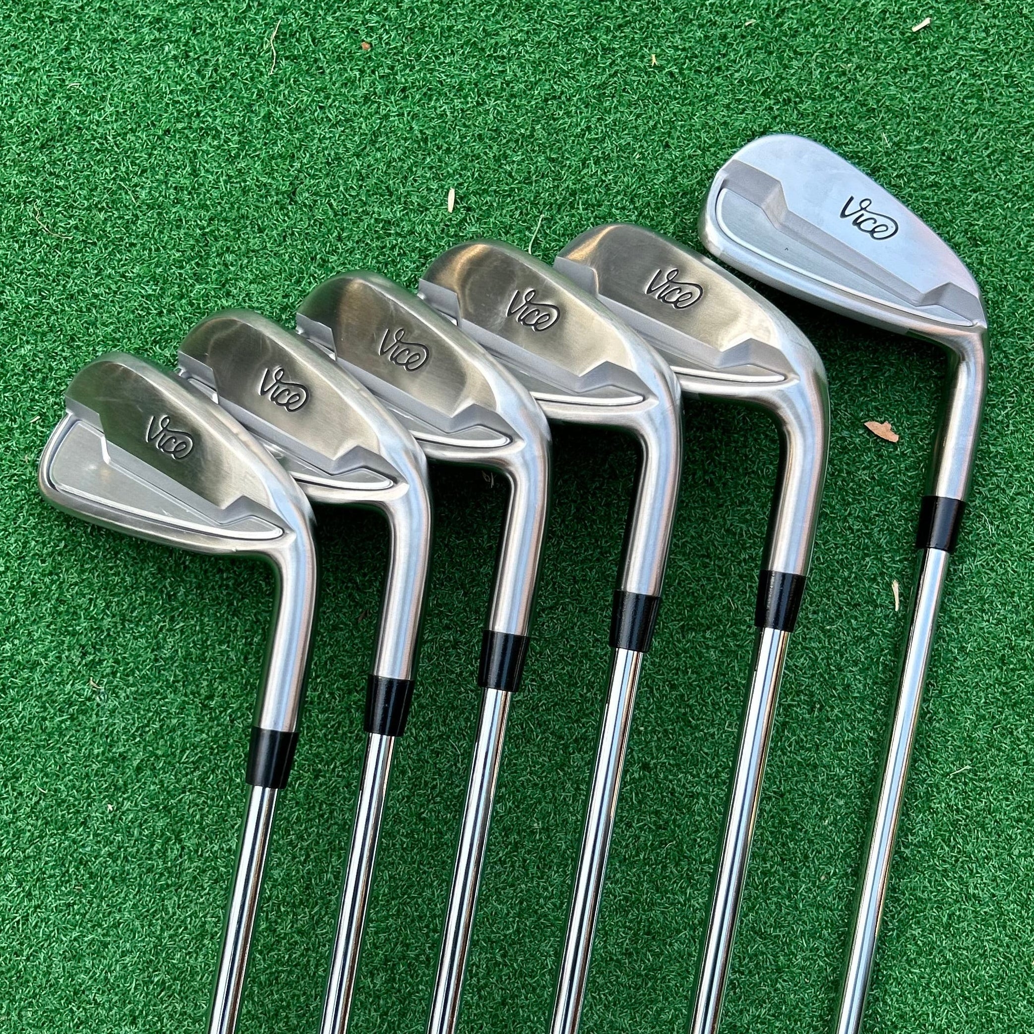 Set Fierros Vice Boost+ Acero Flex Regular