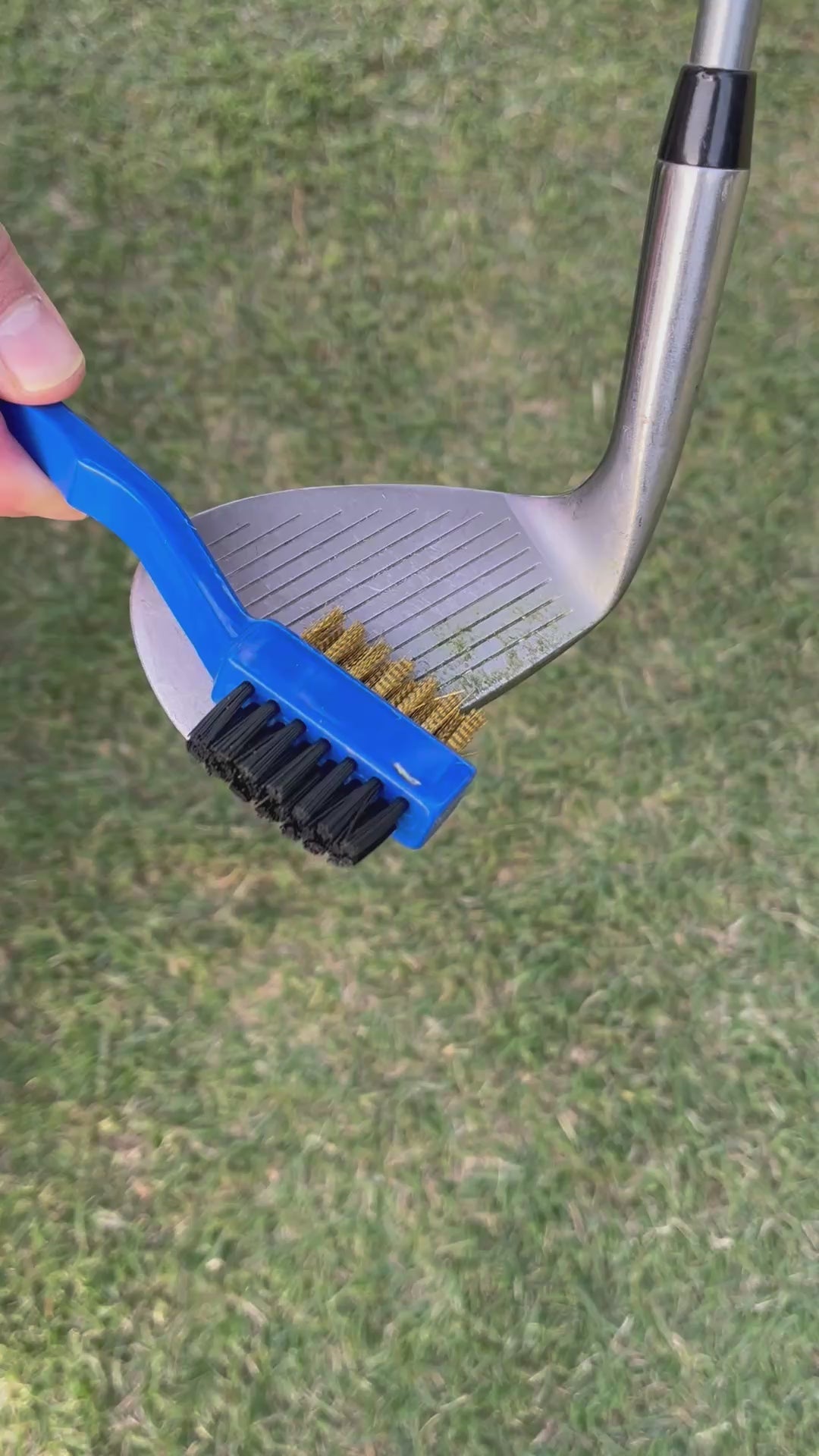 Cargar vídeo: Cepillo limpia fierros